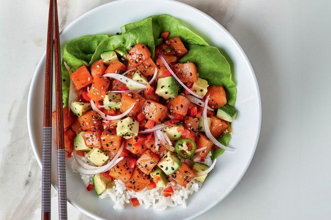 Arroz e Risoto, Fruta, Legume e Verdura, Peixe ou fruto do mar, Cru, Americana, Dia a Dia, Ocasiões Especiais, Leve e Saudável, Alimentação saudável, poke, poke de salmão, receita com salmão, receita fácil e saudável, receita havaiana